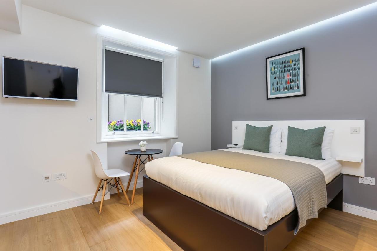 Lower Ground Floor Small studio