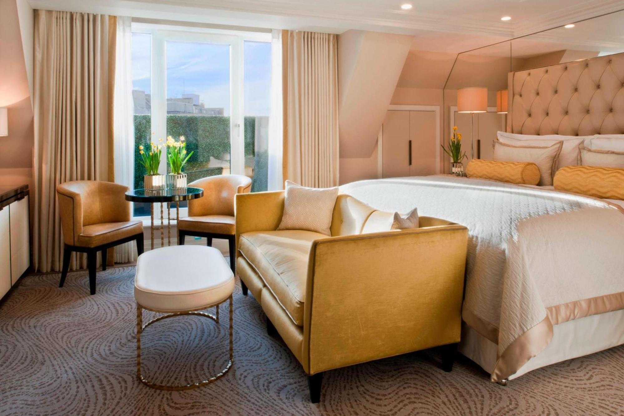 Executive Room Larger Guest room 1 King