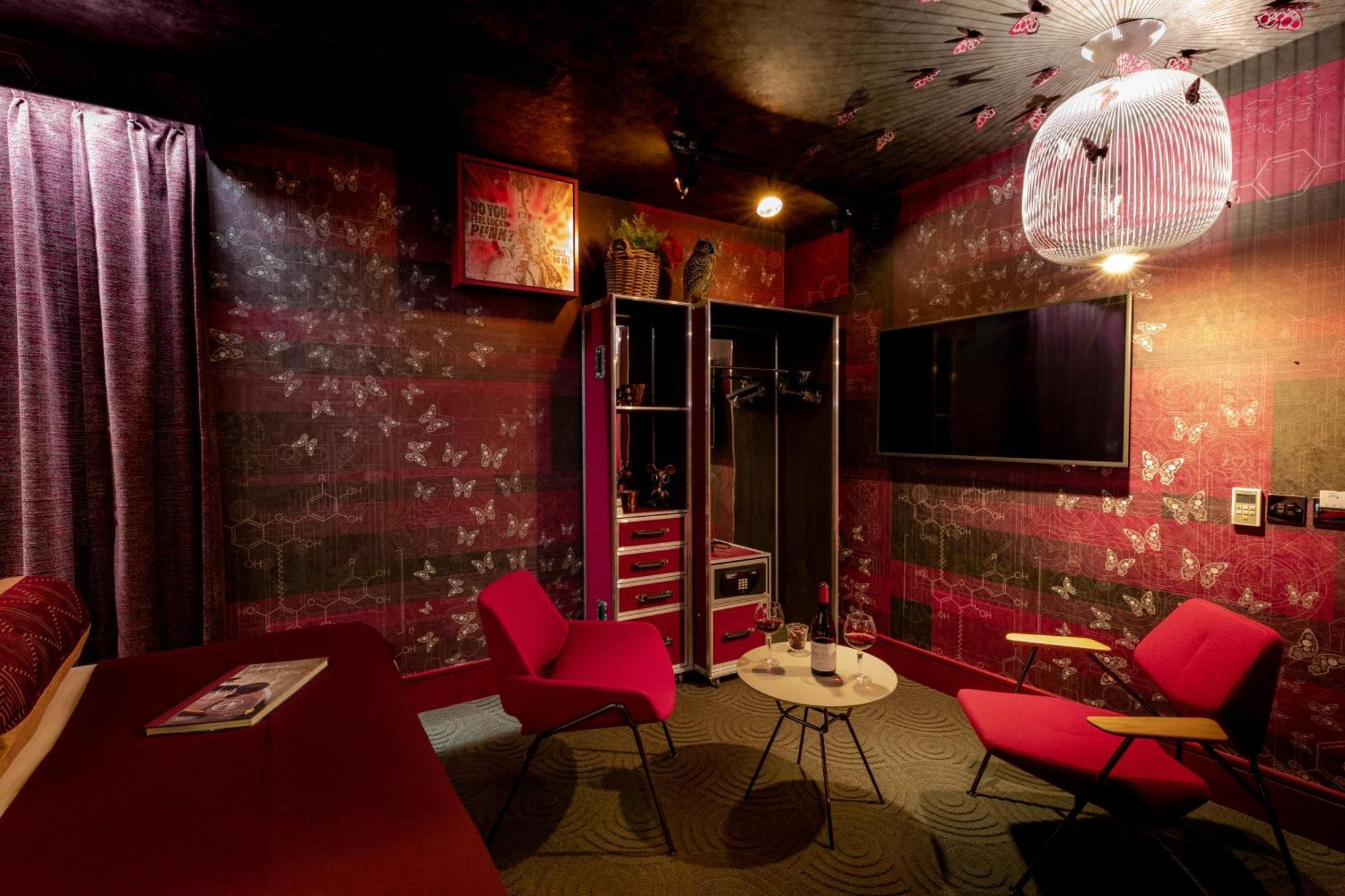 Signature Design Rooms