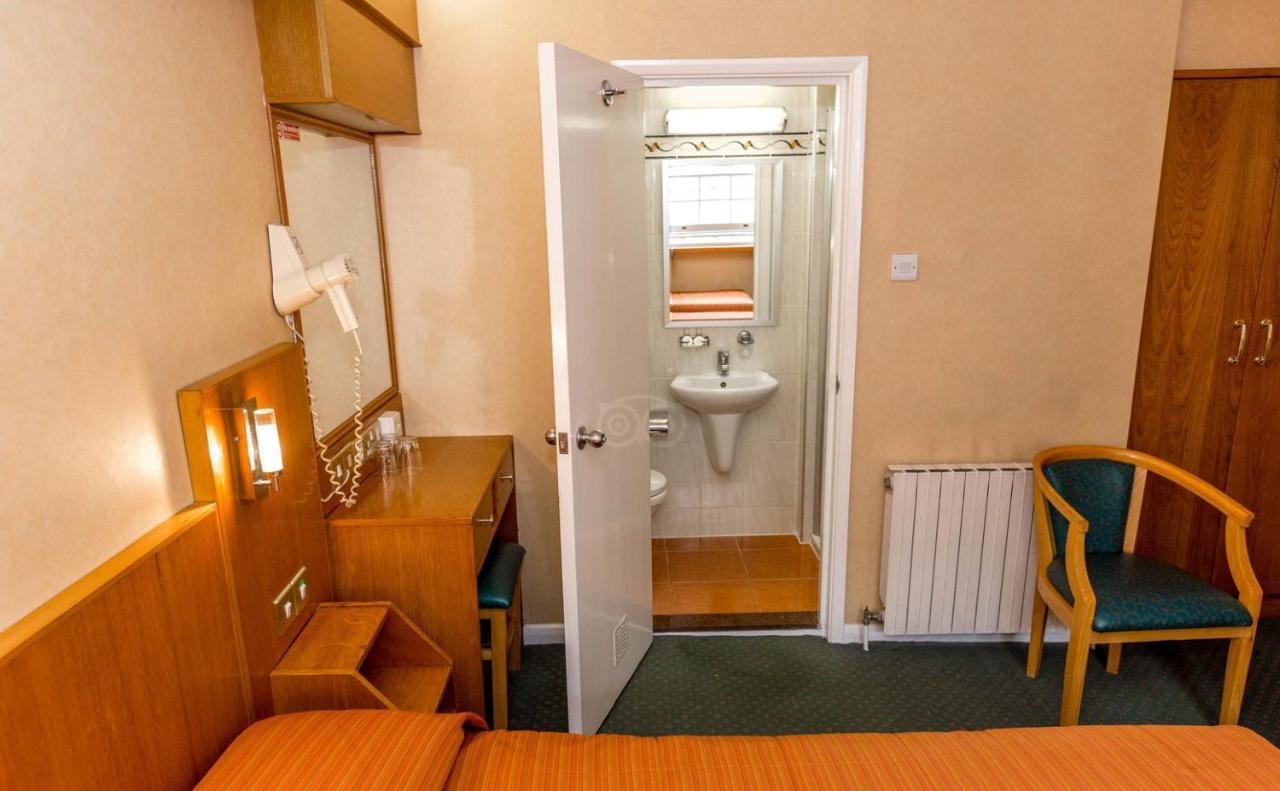 Small Single Room