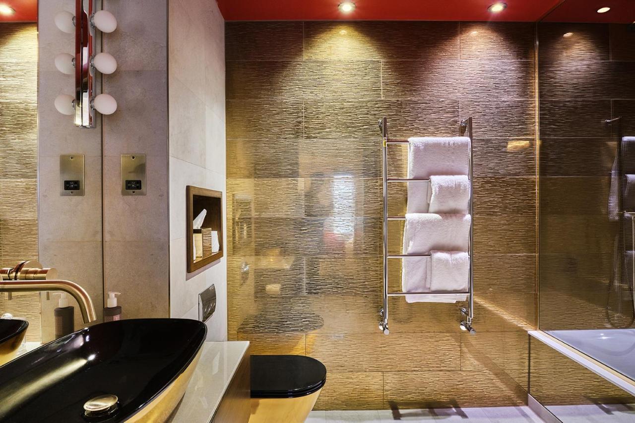 Pop Diva Suites